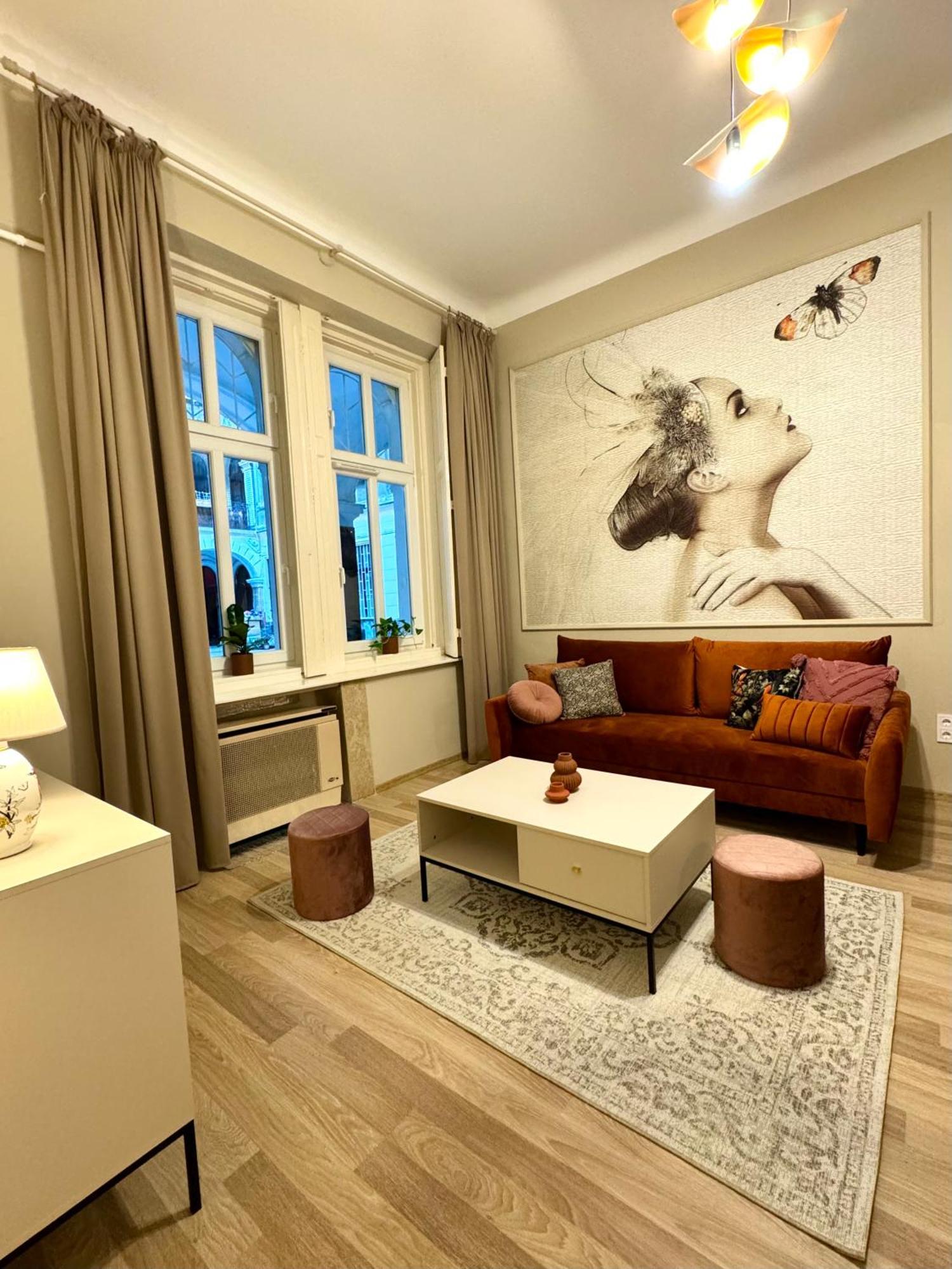 Stay At Liz Budapest Central Εξωτερικό φωτογραφία